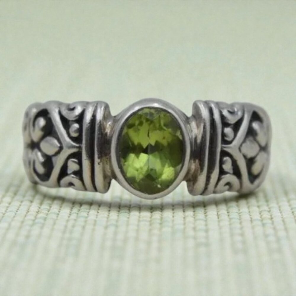 Vintage Samuel Benham Sterling Peridot Ring Cushion Cut Stone August Birthstone
